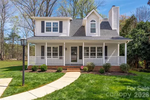 6100 Joshua Tree Ct, Charlotte, NC 28227