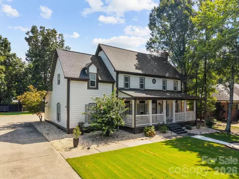 908 Woodhurst Dr, Monroe, NC 28110