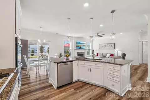 Kitchen - 4093 Clapton Dr, Lancaster, SC 29720 photo 4 of 4