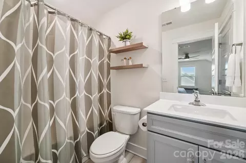 Bath - 4093 Clapton Dr, Lancaster, SC 29720 photo 4 of 4