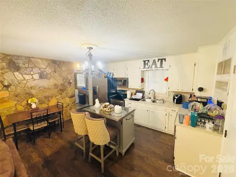 Kitchen - 1481 Grace Ave, Lancaster, SC 29720 photo 2 of 2