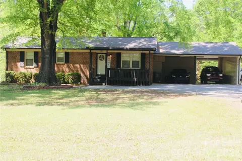 1481 Grace Ave, Lancaster, SC 29720