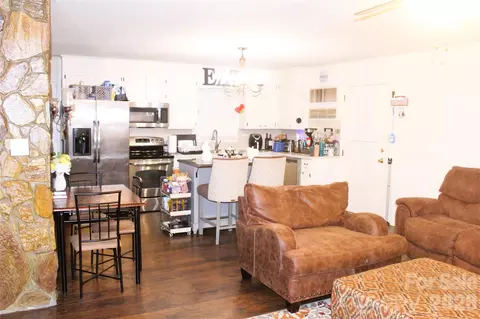 Kitchen - 1481 Grace Ave, Lancaster, SC 29720 photo 1 of 2