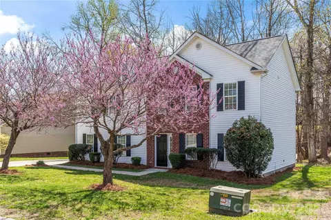 1040 Castle Rock Ct, Concord, NC 28025