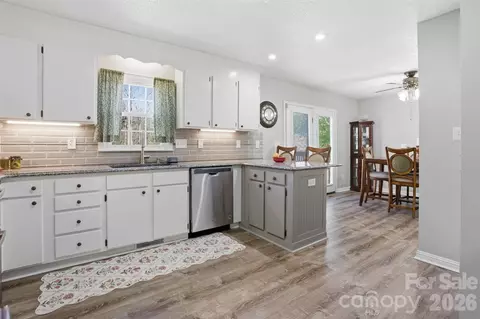 Kitchen - 3918 Plum St, Conover, NC 28613 photo 3 of 3