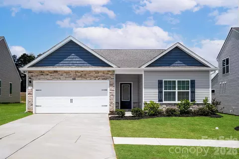 6721 Fairford Dr, Charlotte, NC 28215