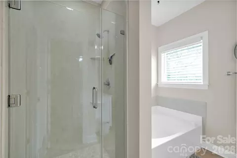 Bath - 793 Seipel Dr, Denver, NC 28037 photo 2 of 4