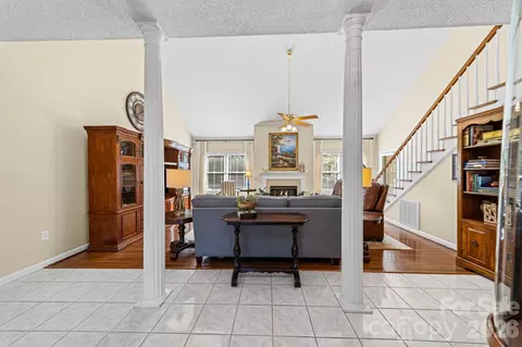 Entry Way - 6604 Lowesville Ln, Stanley, NC 28164 photo 2 of 4