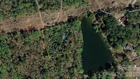 160 Gem Lake Estates Rd, Franklin, NC 28734