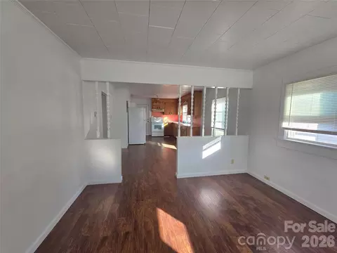 908 Linwood Rd, Gastonia, NC 28052