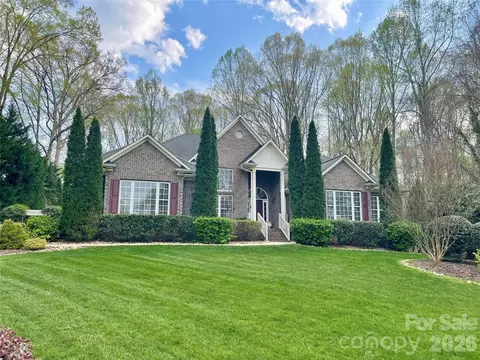 176 Patternote Rd, Mooresville, NC 28117