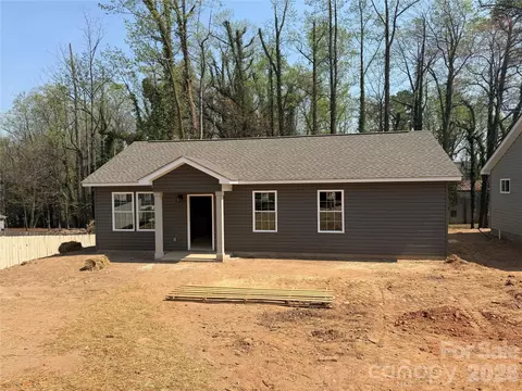 1298 18th Ne St NE, Hickory, NC 28601