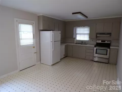 Kitchen - 886 Hess Rd, Concord, NC 28025 photo 1 of 2