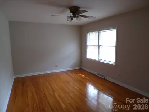 Living - 886 Hess Rd, Concord, NC 28025 photo 1 of 2