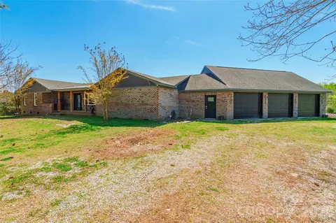 2248 Willie Usher Rd, Lancaster, SC 29720