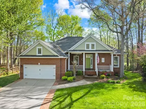 15815 Kincardin Dr, Huntersville, NC 28078