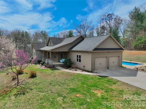 2573 Dogwood Vis, Lenoir, NC 28645
