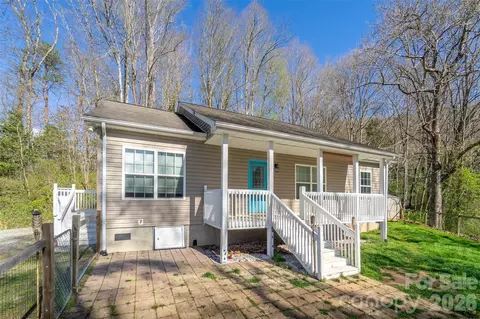 138 Elm St, Sylva, NC 28779