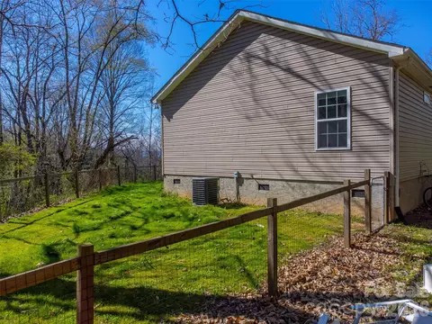 138 Elm St, Sylva, NC 28779 photo 38