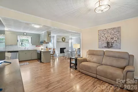 Living - 2985 E Nc 10 Hwy, Conover, NC 28613 photo 3 of 3