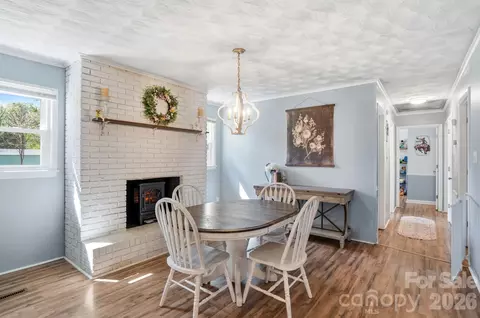 Dining - 2985 E Nc 10 Hwy, Conover, NC 28613 photo 1 of 3