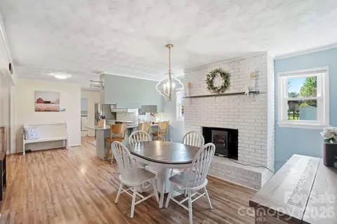 Dining - 2985 E Nc 10 Hwy, Conover, NC 28613 photo 3 of 3