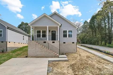 Exterior - 700 6th St, Spencer, NC 28159 photo 1 of 4