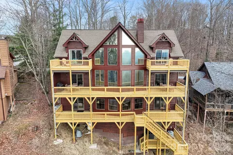 277 Kestrel Ct, Sapphire, NC 28774