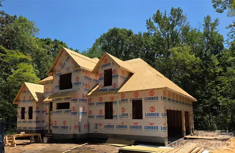 1075 Holland Oaks Dr, China Grove, NC 28023