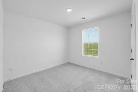 Bedroom - 301 Carter Lee Ln, Shelby, NC 28152 photo 3 of 4