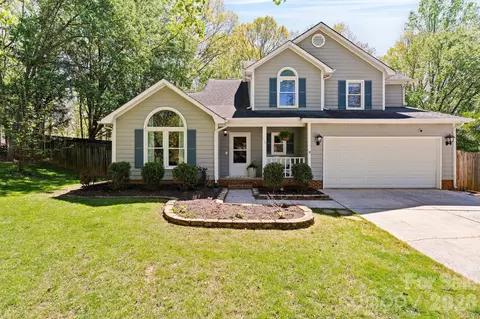 110 Steuben Dr, Huntersville, NC 28078