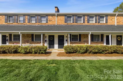 1336 Grn Oaks Lan Ln #E, Charlotte, NC 28205