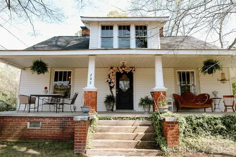 208 Locust St, Kannapolis, NC 28081