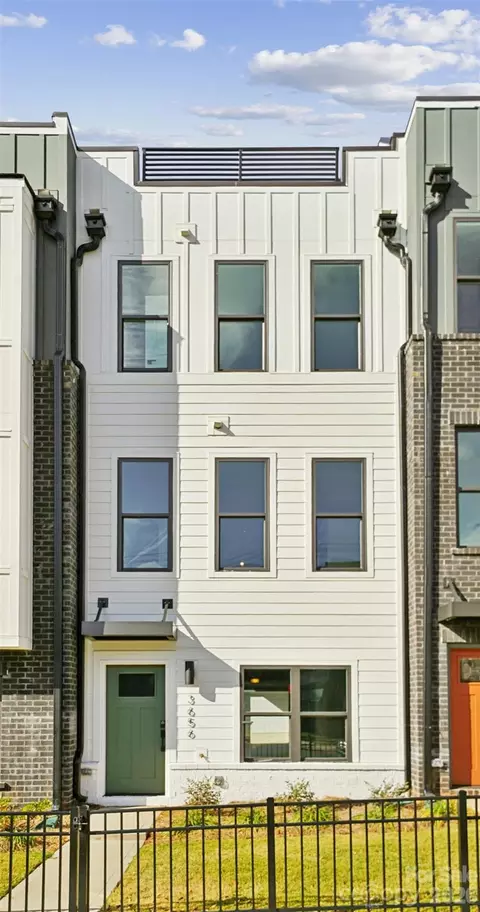 3656 S Tryon St, Charlotte, NC 28217