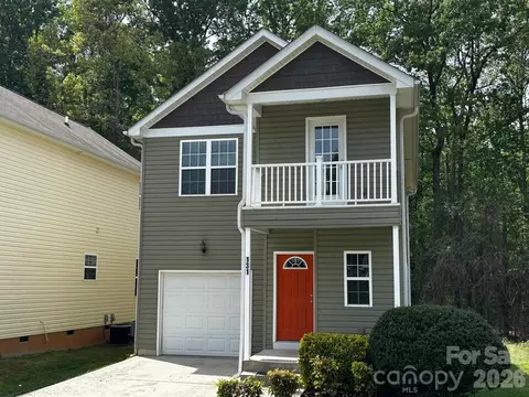 131 High Bluff Cir, Mooresville, NC 28115