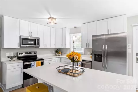 Kitchen - 2220 Ross Cauthen Rd, Lancaster, SC 29720 photo 1 of 2