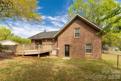 Exterior - 2220 Ross Cauthen Rd, Lancaster, SC 29720 photo 7 of 7