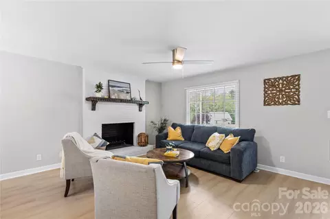Living - 2220 Ross Cauthen Rd, Lancaster, SC 29720 photo 2 of 3