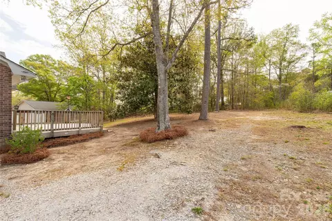 Exterior - 2220 Ross Cauthen Rd, Lancaster, SC 29720 photo 2 of 7