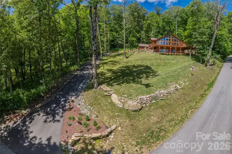 85 Iga Trl, Maggie Valley, NC 28751