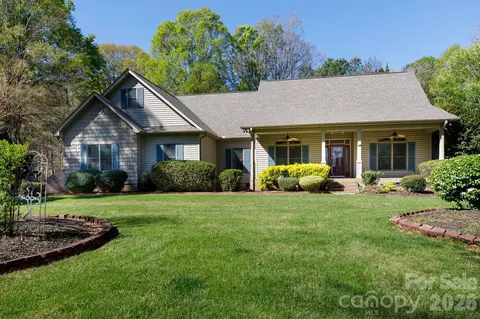 756 Sanside Dr, York, SC 29745