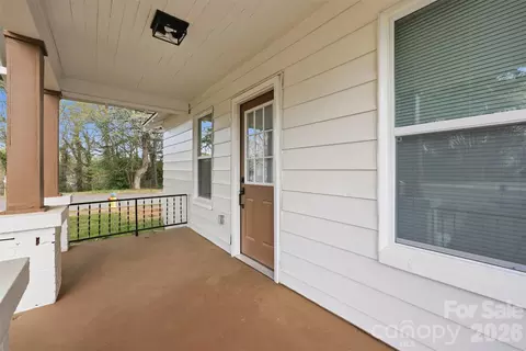 621 E A St, Newton, NC 28658 photo 28