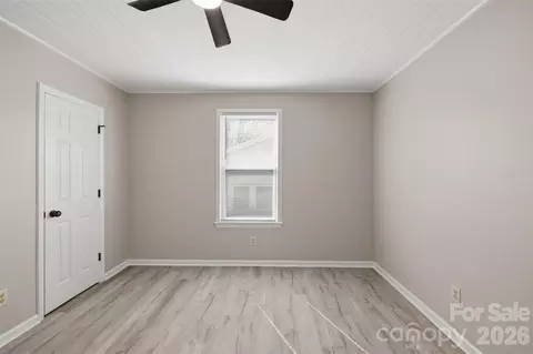 621 E A St, Newton, NC 28658 photo 22