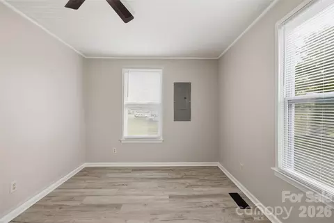 621 E A St, Newton, NC 28658 photo 25