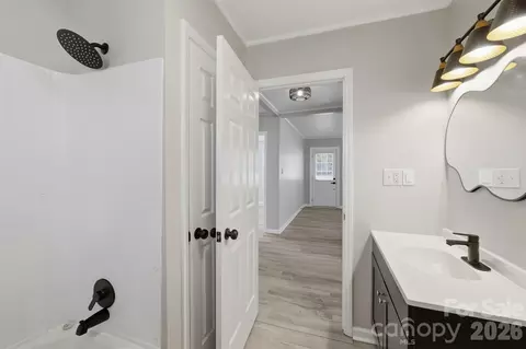 621 E A St, Newton, NC 28658 photo 20