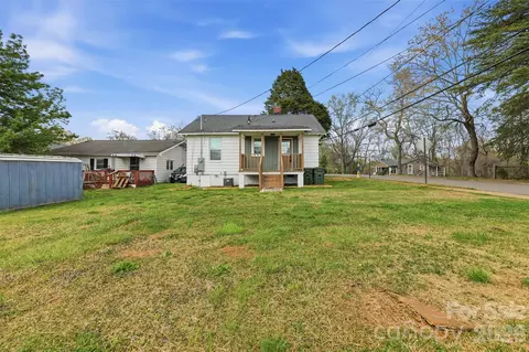 621 E A St, Newton, NC 28658 photo 30