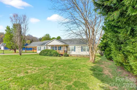 22 Brookfield Ln, Old Fort, NC 28762
