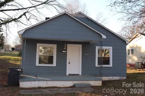 1812 Wilson W Lee Blvd, Statesville, NC 28677