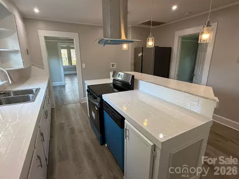 Kitchen - 161 Seaboard St, Cheraw, SC 29520 photo 2 of 2