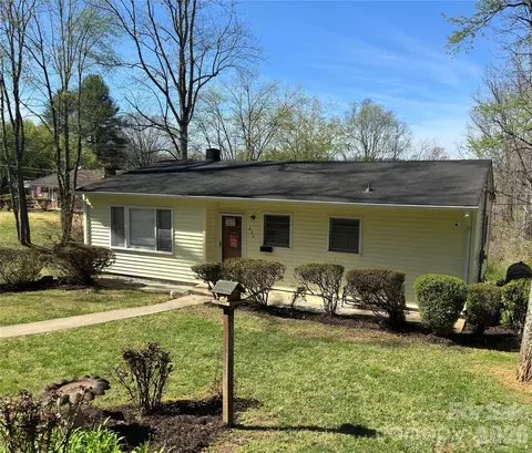 624 Broadway Nw St NW, Lenoir, NC 28645